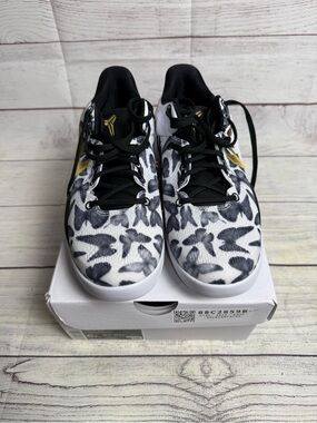 Nike Size 6Y Kobe 8 Mambacita VNDS